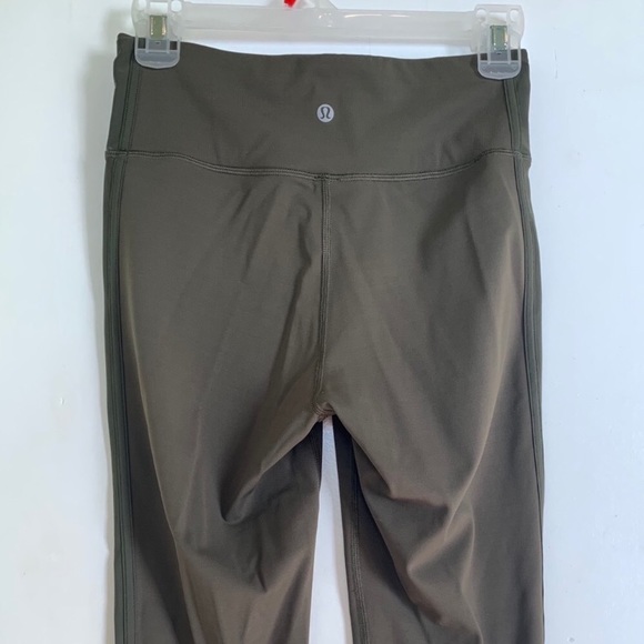 NWOT Lululemon Squad Goals Crop Olive - Picture 6 of 7